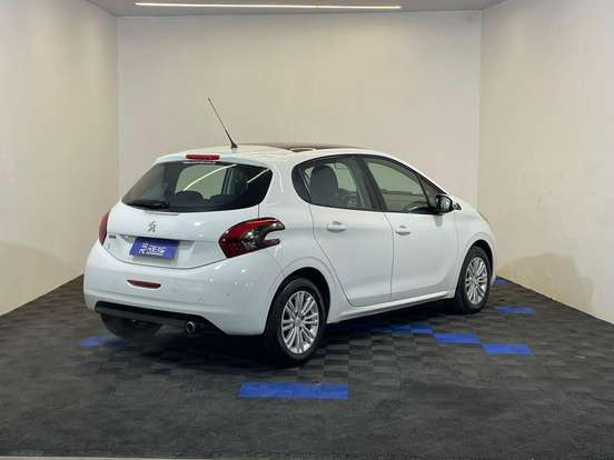 PEUGEOT-208-1.6 ALLURE 16V FLEX 4P AUTOMÁTICO PEUGEOT-208-2017