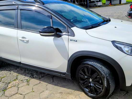 PEUGEOT-2008-1.6 16V FLEX STYLE 4P AUTOMÁTICO PEUGEOT-2008-2022