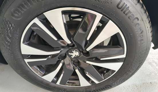 PEUGEOT-2008-2020