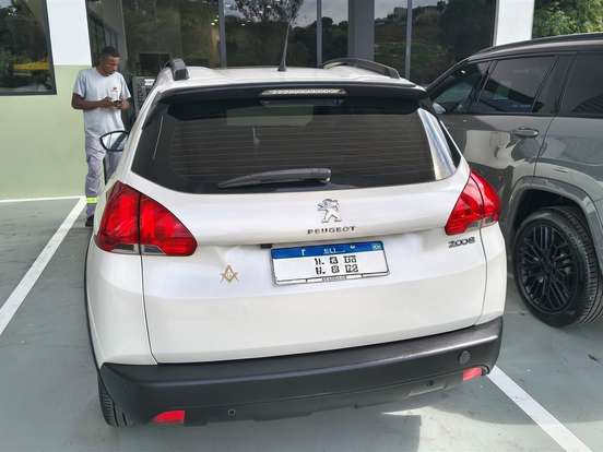 PEUGEOT-2008-1.6 16V THP FLEX GRIFFE INCONCERT 4P AUTOMÁTICO PEUGEOT-2008-2020