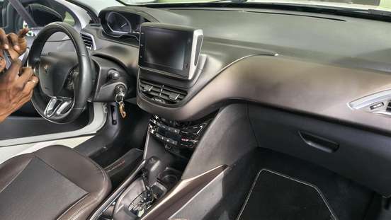 PEUGEOT-2008-1.6 16V THP FLEX GRIFFE INCONCERT 4P AUTOMÁTICO PEUGEOT-2008-2020