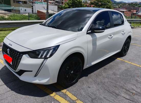 PEUGEOT-208-2023