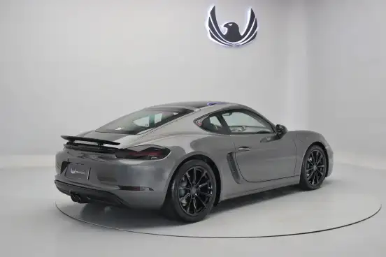 PORSCHE-718-2023