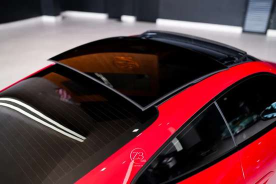 PORSCHE-911-2023
