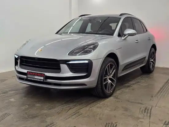 PORSCHE-MACAN-2025
