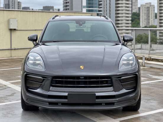 PORSCHE-MACAN-2022