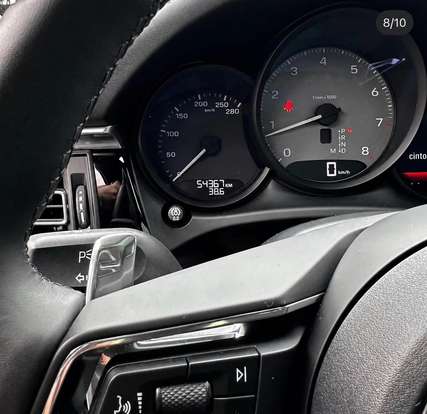 PORSCHE-MACAN-2022