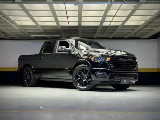 RAM-1500-3.0 HURRICANE 6 BITURBO GASOLINA LARAMIE NIGHT EDITION CD 4X4 AUTOMÁTICO RAM-1500-2024