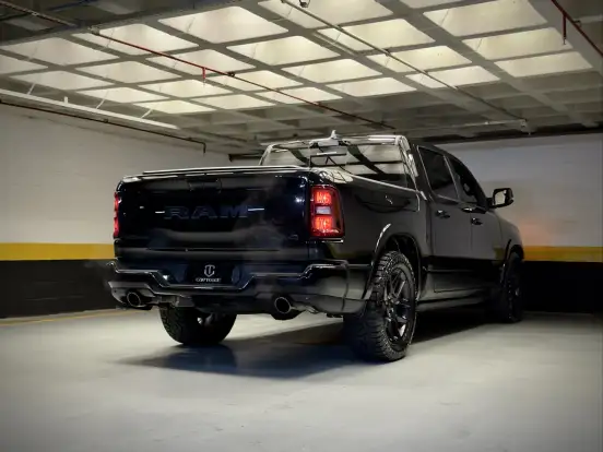 RAM-1500-3.0 HURRICANE 6 BITURBO GASOLINA LARAMIE NIGHT EDITION CD 4X4 AUTOMÁTICO RAM-1500-2024