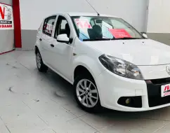 RENAULT SANDERO 1.0 EXPRESSION 16V FLEX 4P MANUAL RENAULT SANDERO 1.0 EXPRESSION 16V FLEX 4P MANUAL