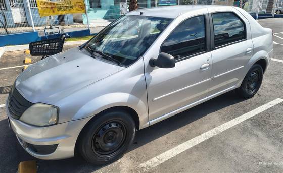 RENAULT LOGAN 1.6 EXPRESSION 8V FLEX 4P MANUAL