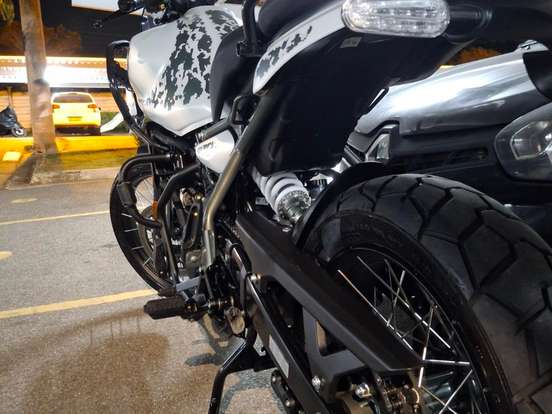 ROYAL ENFIELD-HIMALAYAN 450 KAMET WHITE ROYAL ENFIELD-HIMALAYAN 450 KAMET WHITE-2026