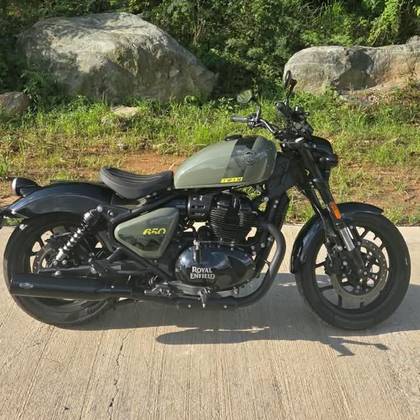 ROYAL ENFIELD SHOTGUN 650 DRILL GREEN 