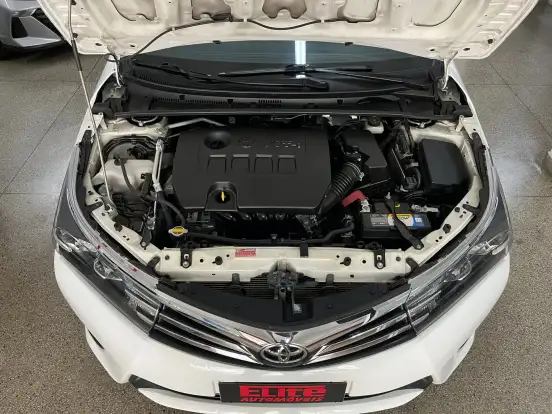 TOYOTA-COROLLA-2015