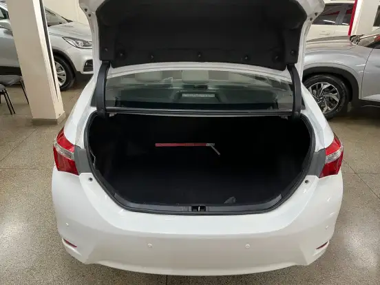 TOYOTA-COROLLA-1.8 GLI 16V FLEX 4P AUTOMÁTICO TOYOTA-COROLLA-2015