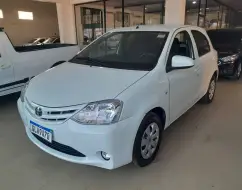 TOYOTA ETIOS 1.3 X 16V FLEX 4P MANUAL TOYOTA ETIOS 1.3 X 16V FLEX 4P MANUAL