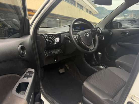 TOYOTA-ETIOS-1.5 X PLUS 16V FLEX 4P AUTOMÁTICO TOYOTA-ETIOS-2018
