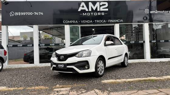 TOYOTA ETIOS 1.5 X PLUS SEDAN 16V FLEX 4P AUTOMÁTICO