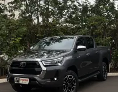 TOYOTA HILUX 2.8 D-4D TURBO DIESEL CD SRX 4X4 AUTOMÁTICO TOYOTA HILUX 2.8 D-4D TURBO DIESEL CD SRX 4X4 AUTOMÁTICO