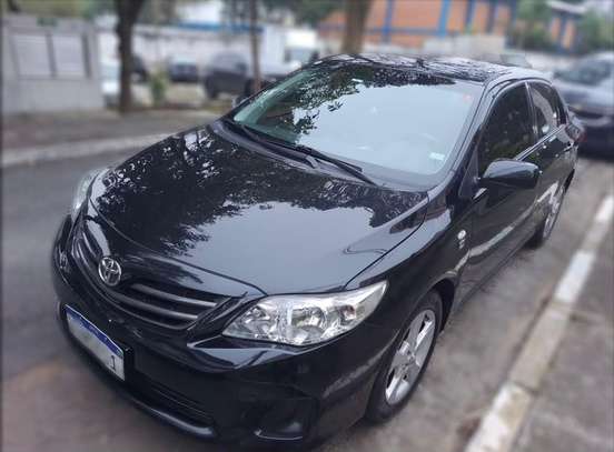 TOYOTA-COROLLA-2012