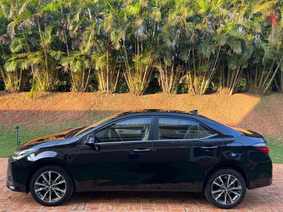 TOYOTA-COROLLA-2019