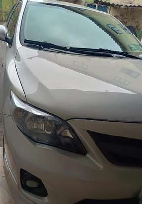TOYOTA-COROLLA-2012