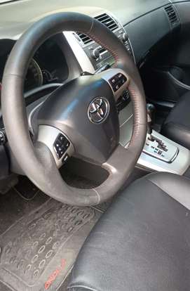 TOYOTA-COROLLA-2012