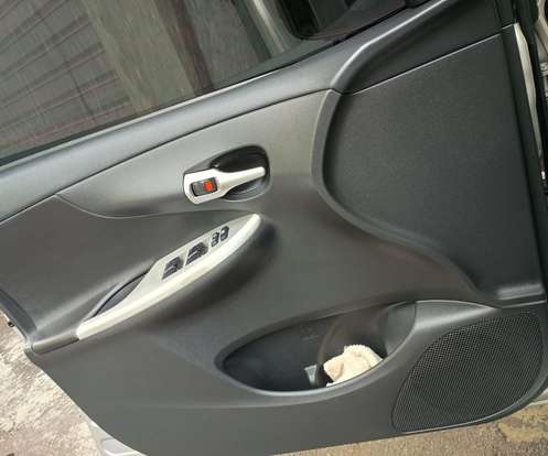 TOYOTA-COROLLA-2012