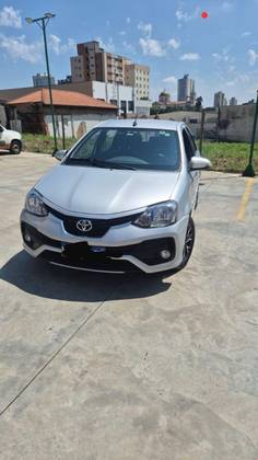 TOYOTA ETIOS 1.5 PLATINUM SEDAN 16V FLEX 4P AUTOMÁTICO