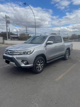TOYOTA HILUX 2.8 SRX 4X4 CD 16V DIESEL 4P AUTOMÁTICO