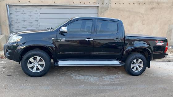 TOYOTA HILUX 3.0 SRV 4X4 CD 16V TURBO INTERCOOLER DIESEL 4P AUTOMÁTICO