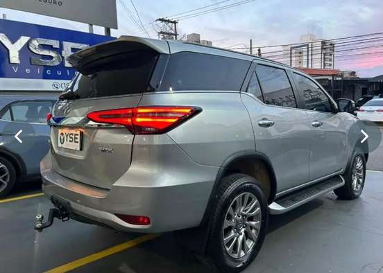 TOYOTA-HILUX SW4-2021