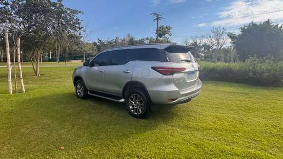 TOYOTA-HILUX SW4-2021