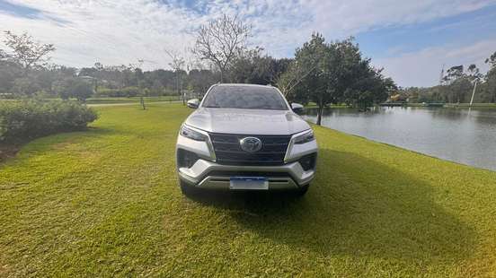 TOYOTA-HILUX SW4-2021