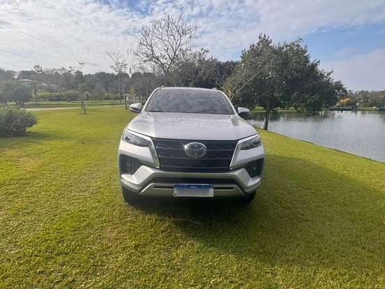 TOYOTA-HILUX SW4-2.8 D-4D TURBO DIESEL SRX 7L 4X4 AUTOMÁTICO TOYOTA-HILUX SW4-2021