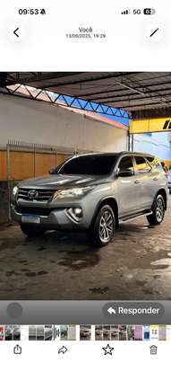 TOYOTA-HILUX SW4-2020