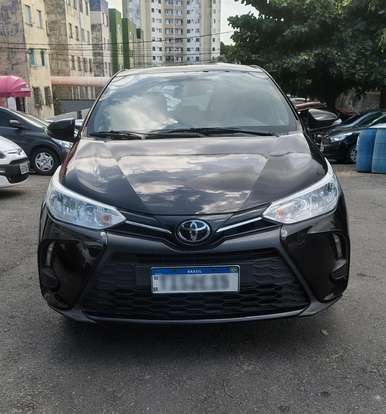 TOYOTA-YARIS-2024