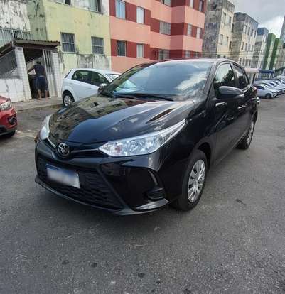 TOYOTA-YARIS-2024