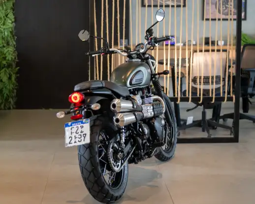 TRIUMPH-STREET SCRAMBLER-2018