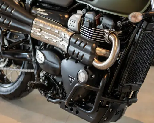 TRIUMPH-STREET SCRAMBLER-2018