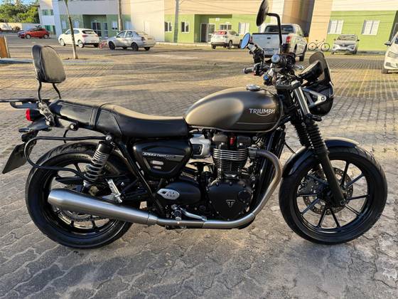 TRIUMPH SPEED TWIN 900 