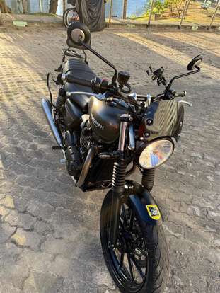 TRIUMPH-SPEED TWIN 900-2023