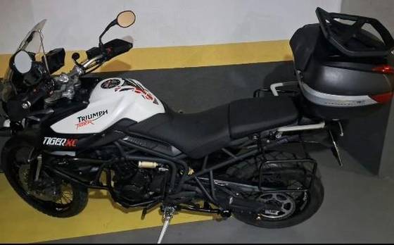 TRIUMPH TIGER 800XC 