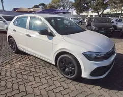 VOLKSWAGEN POLO 1.0 MPI TRACK MANUAL VOLKSWAGEN POLO 1.0 MPI TRACK MANUAL