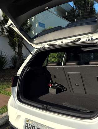 VOLKSWAGEN-GOLF-2019