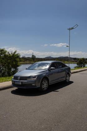 VOLKSWAGEN JETTA 1.4 16V TSI COMFORTLINE GASOLINA 4P TIPTRONIC