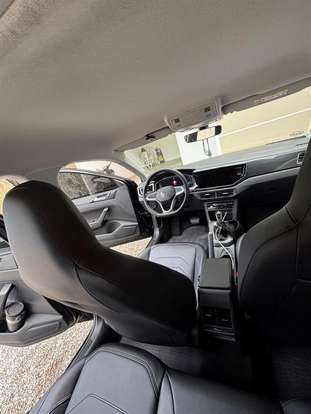 VOLKSWAGEN-POLO-2024