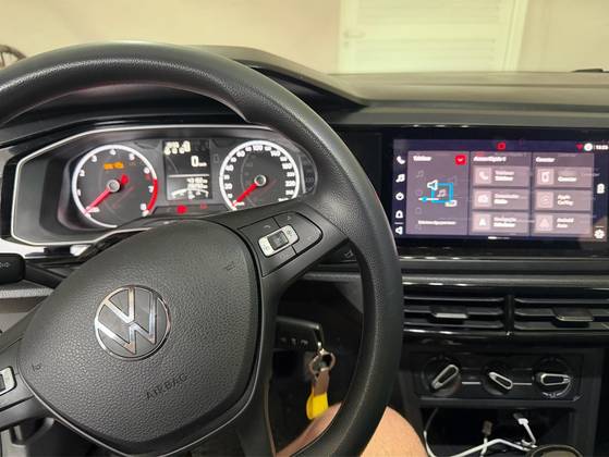 VOLKSWAGEN POLO 1.0 MPI TRACK MANUAL