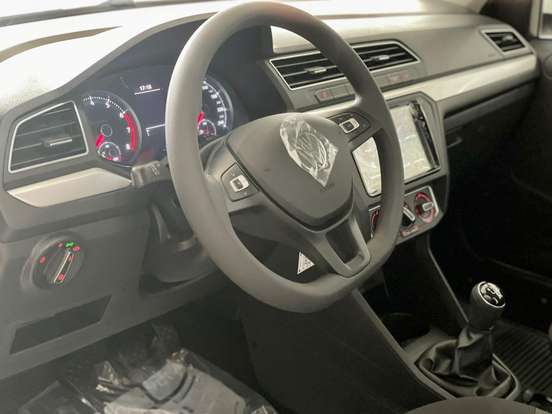 VOLKSWAGEN-SAVEIRO-2025