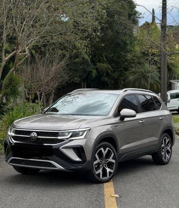 VOLKSWAGEN TAOS 1.4 250 TSI TOTAL FLEX HIGHLINE AUTOMÁTICO